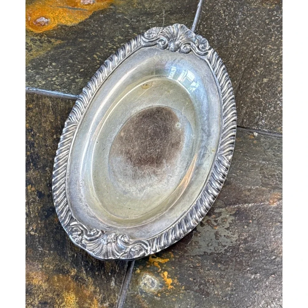 Vintage Silver Plated on Copper Serving Tray OS Tarnished Oval Shell‎ Tableware